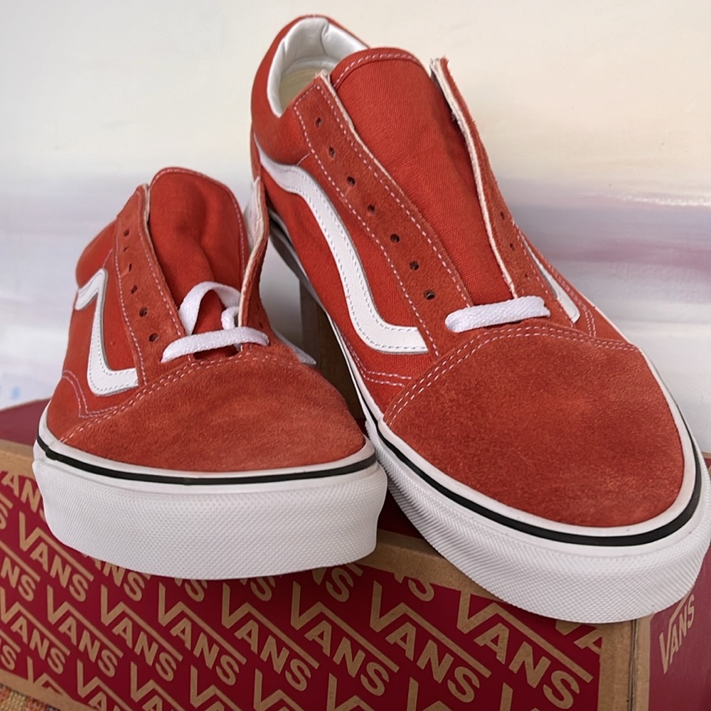 Vans Men’s Old Skool Vr3
Color Theory Burnt Ochre
VN0005UFGWP
Sneakers - Picture 6 of 16
